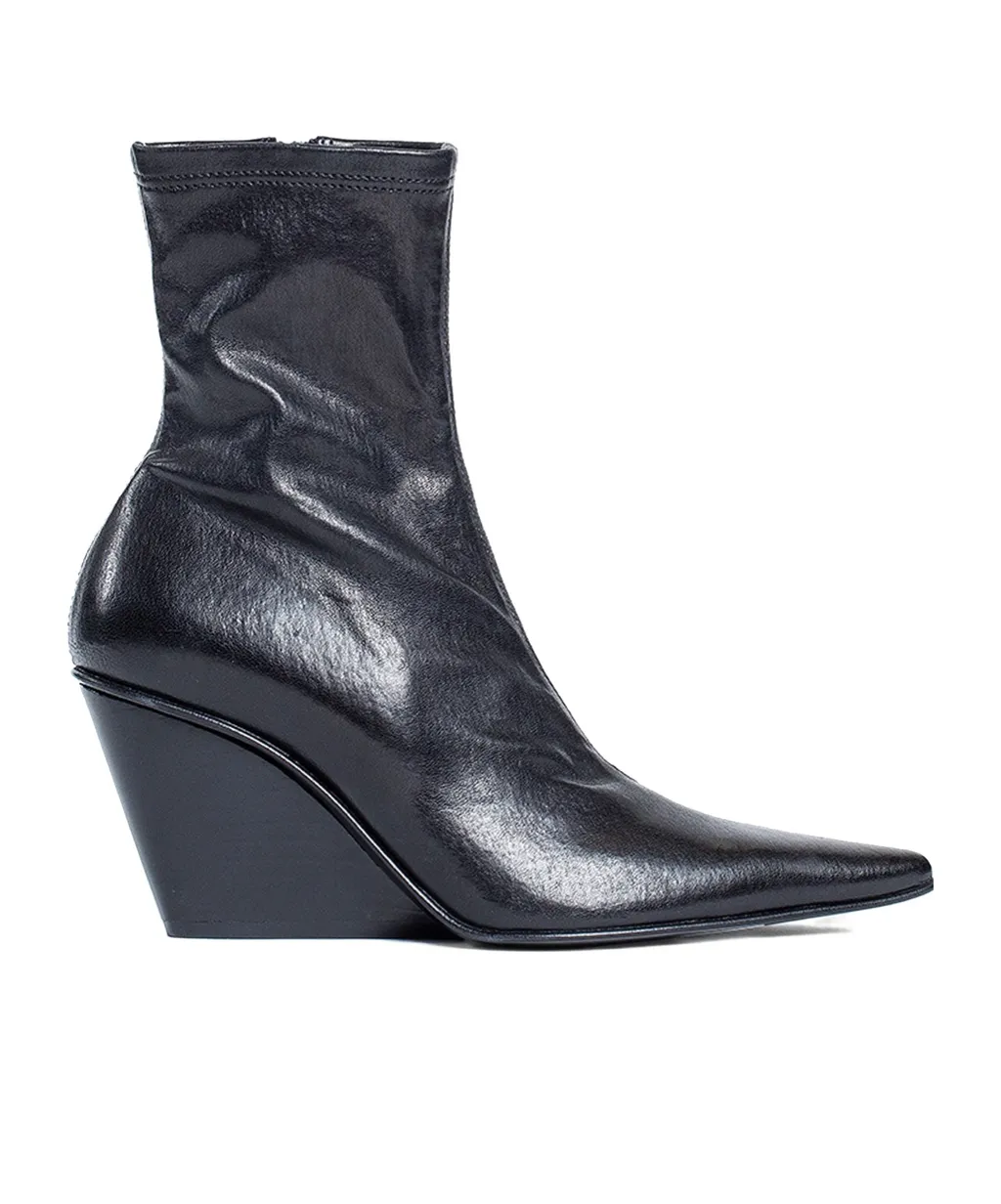 Pointed Short Boots