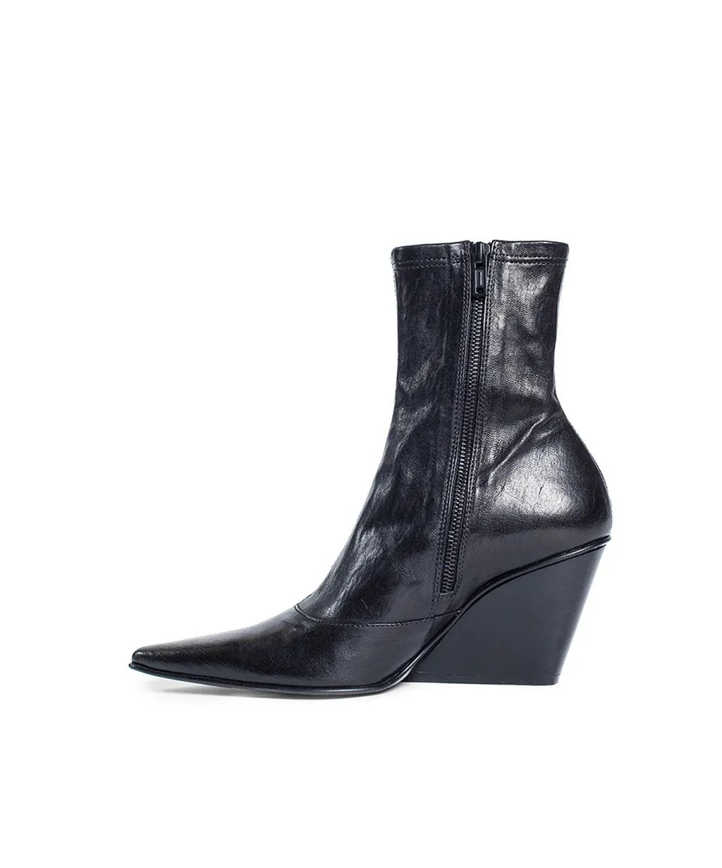Pointed Short Boots