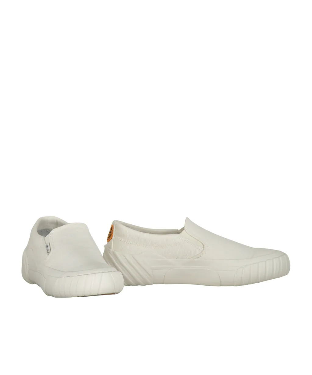 Round Toe Casual Shoes
