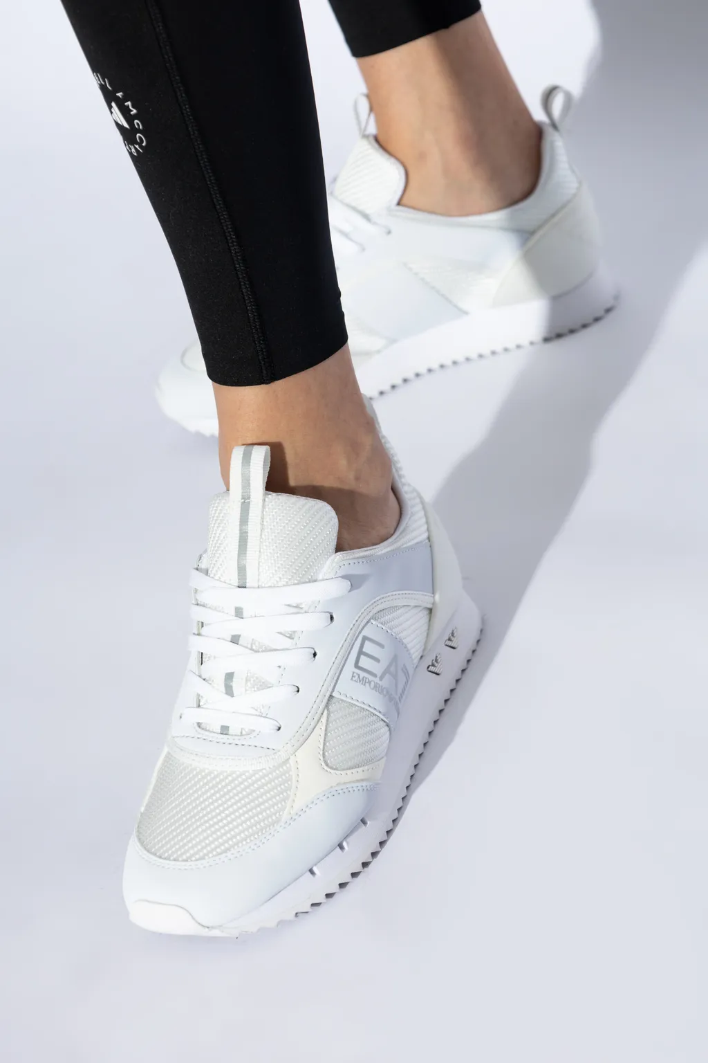 Ea7 Emporio Armani Iconic Logo Sneakers