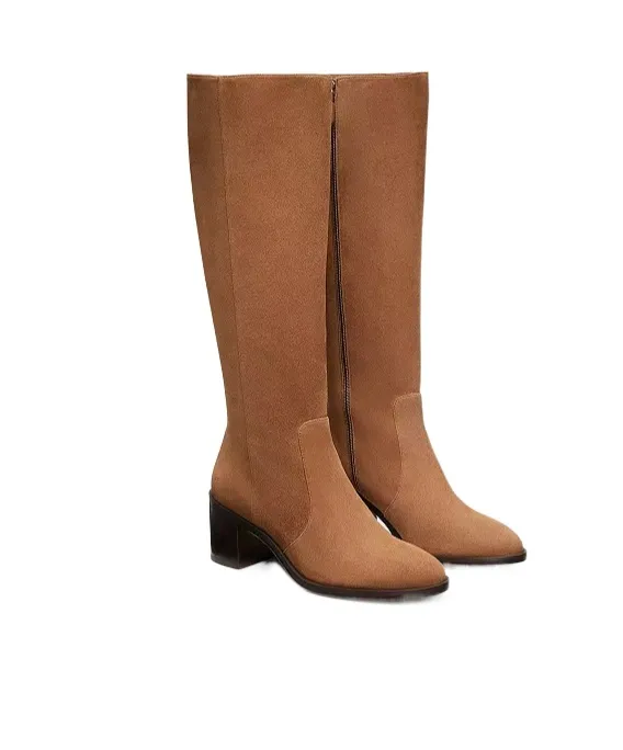 Round-Head Boots