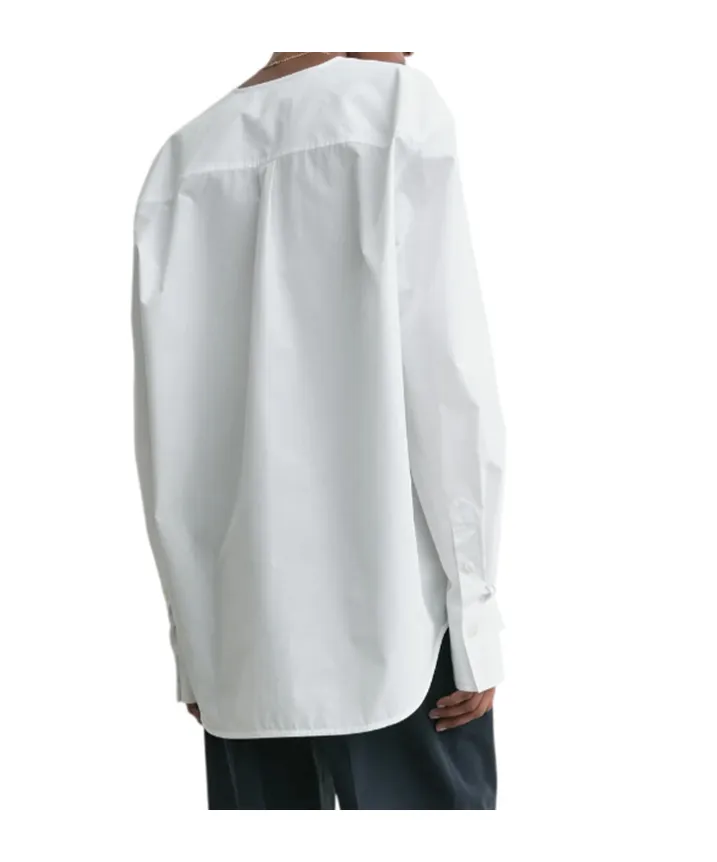 TotÊMe Box-Pleat Detailed V-Neck Blouse