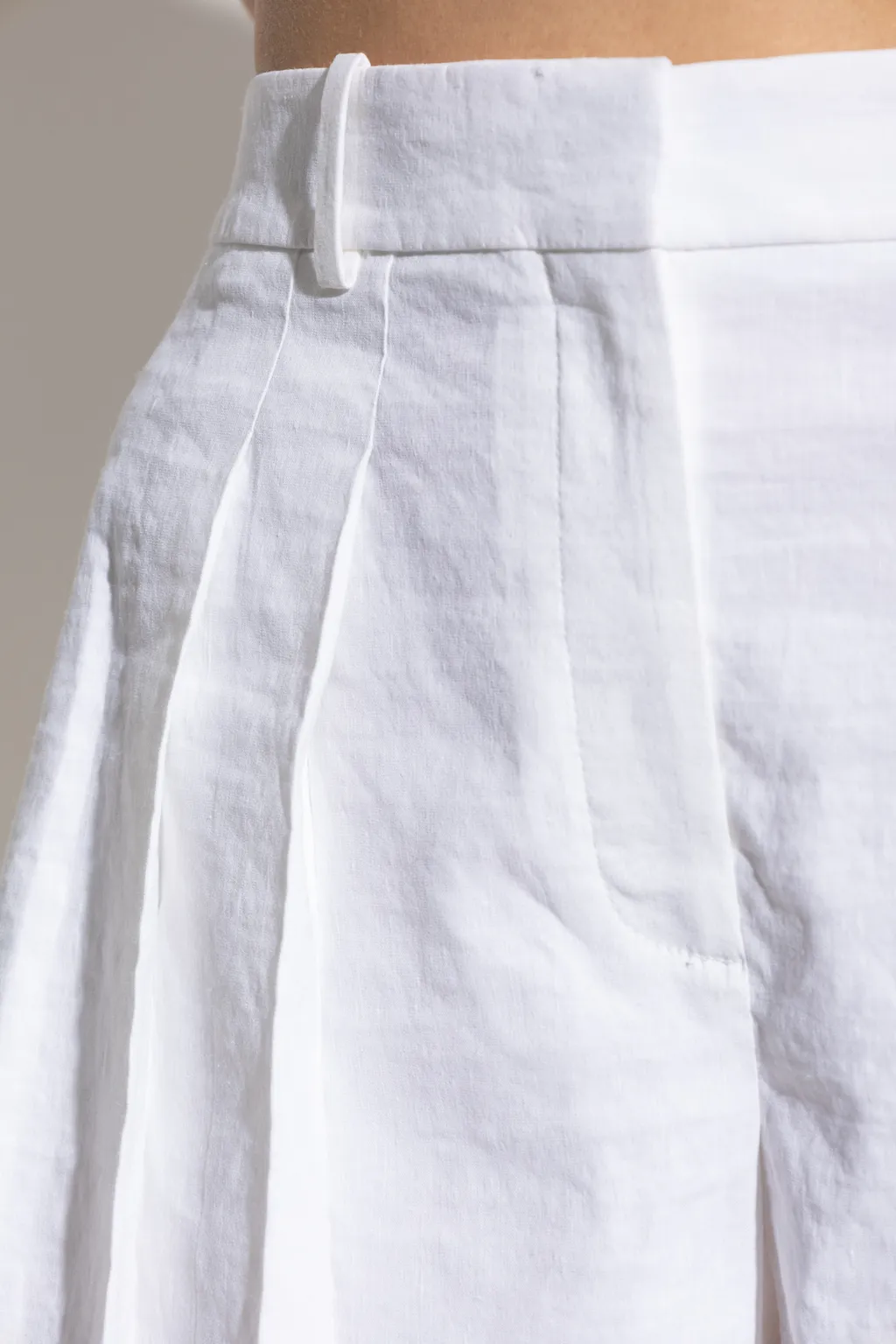 Theory Pleated Knee-Length Shorts