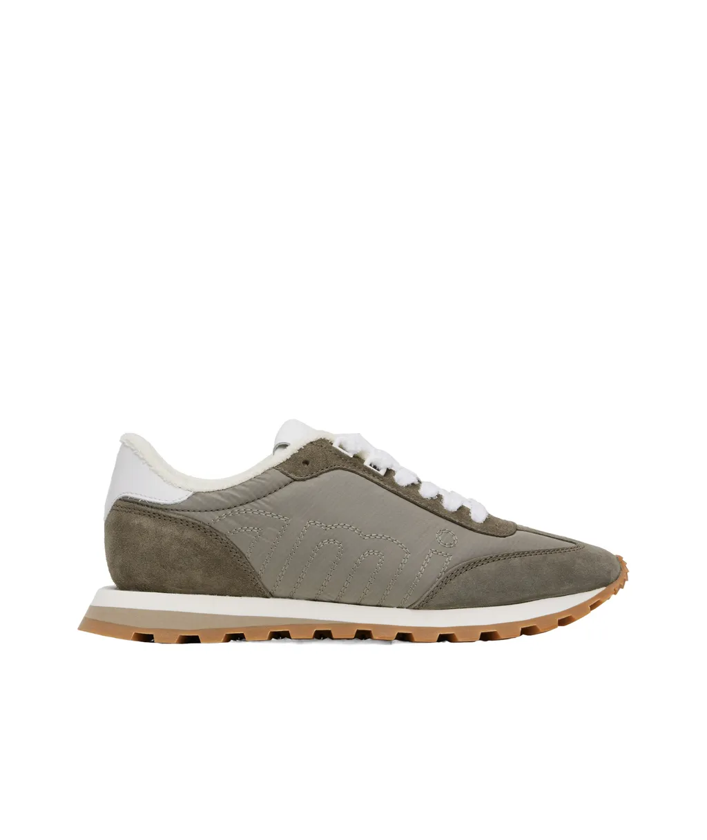 Round Head Low-Cut Sneakers