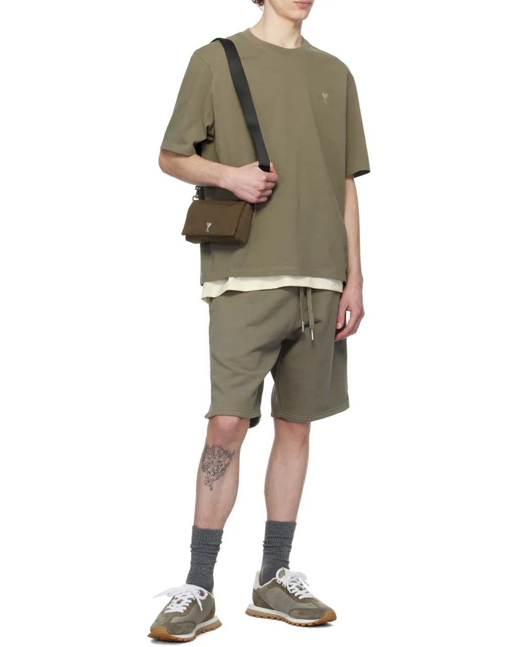 Round Head Low-Cut Sneakers