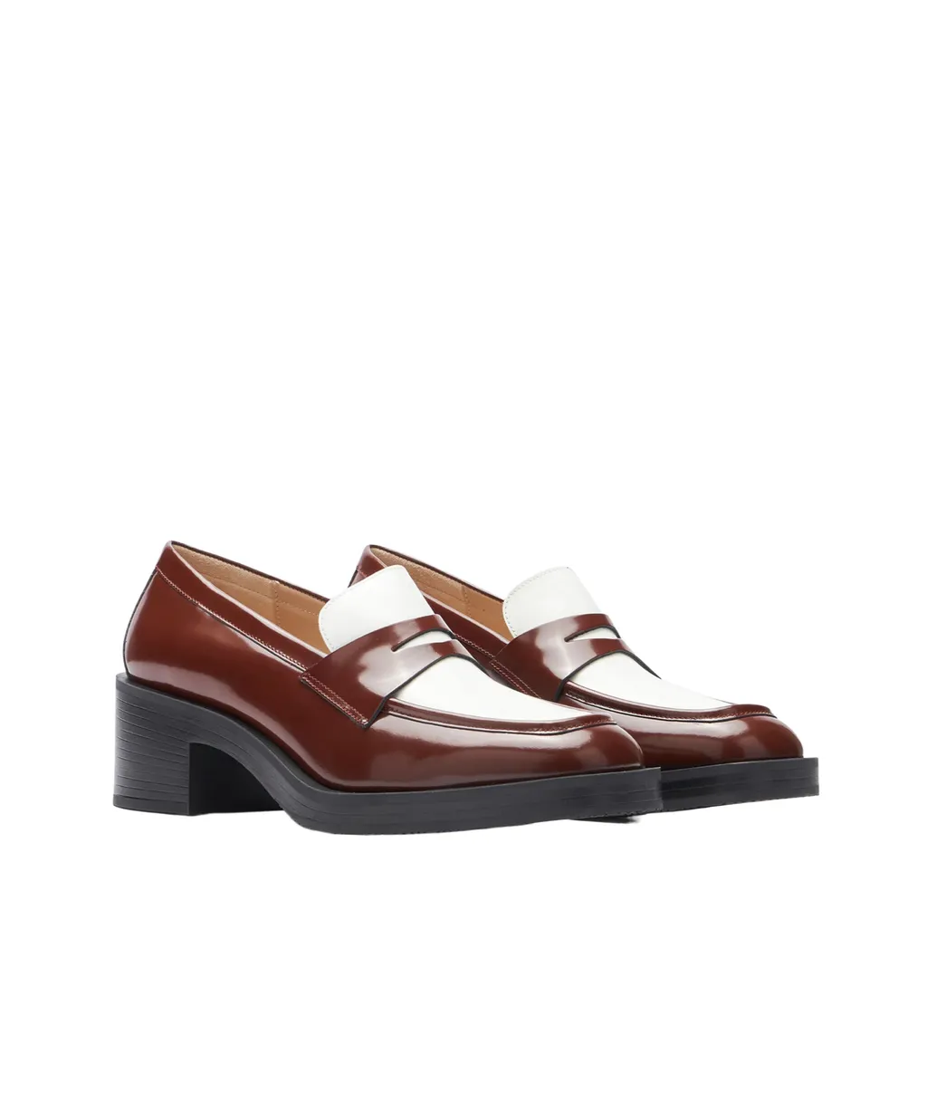 Stuart Weitzman Kaia 40 Loafers