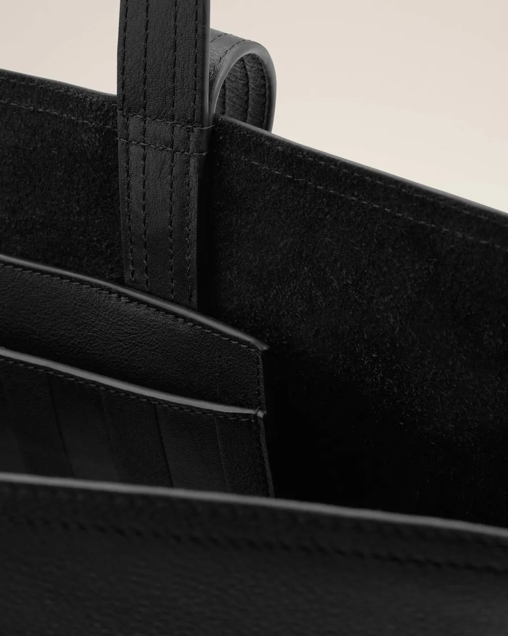 Ami Midi Tote Bag