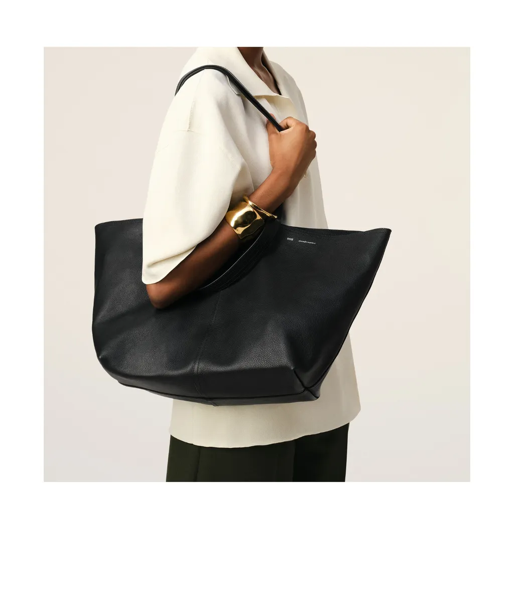 Ami Midi Tote Bag