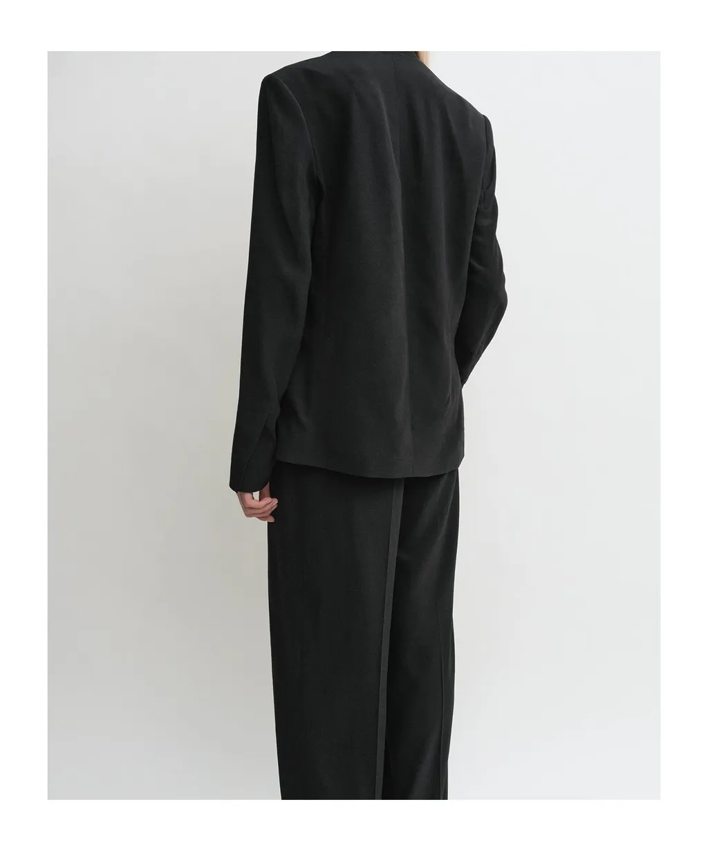 TotÊMe Single-Breasted V-Neck Blazer