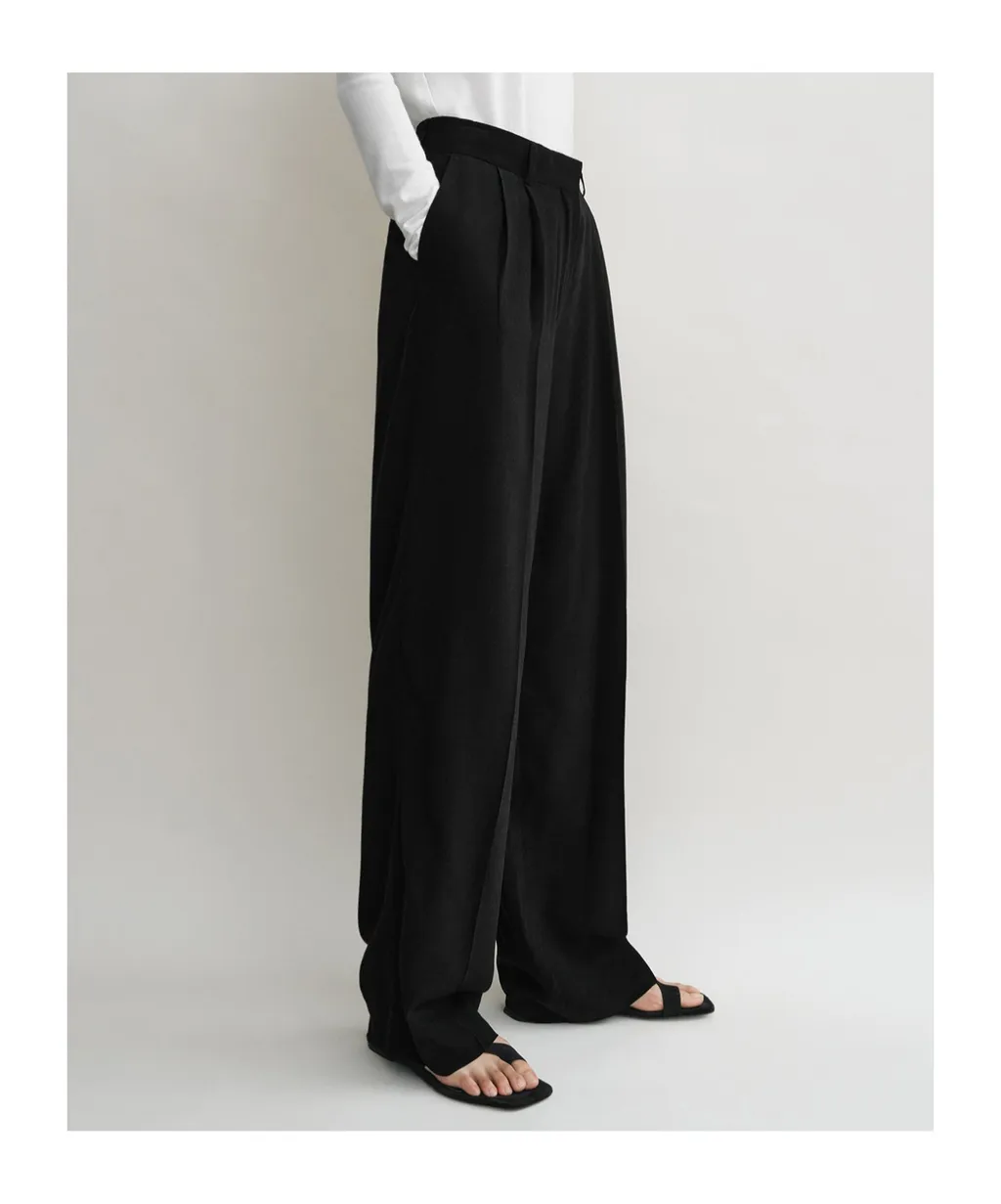 TotÊMe Double-Pleat Summer Trousers