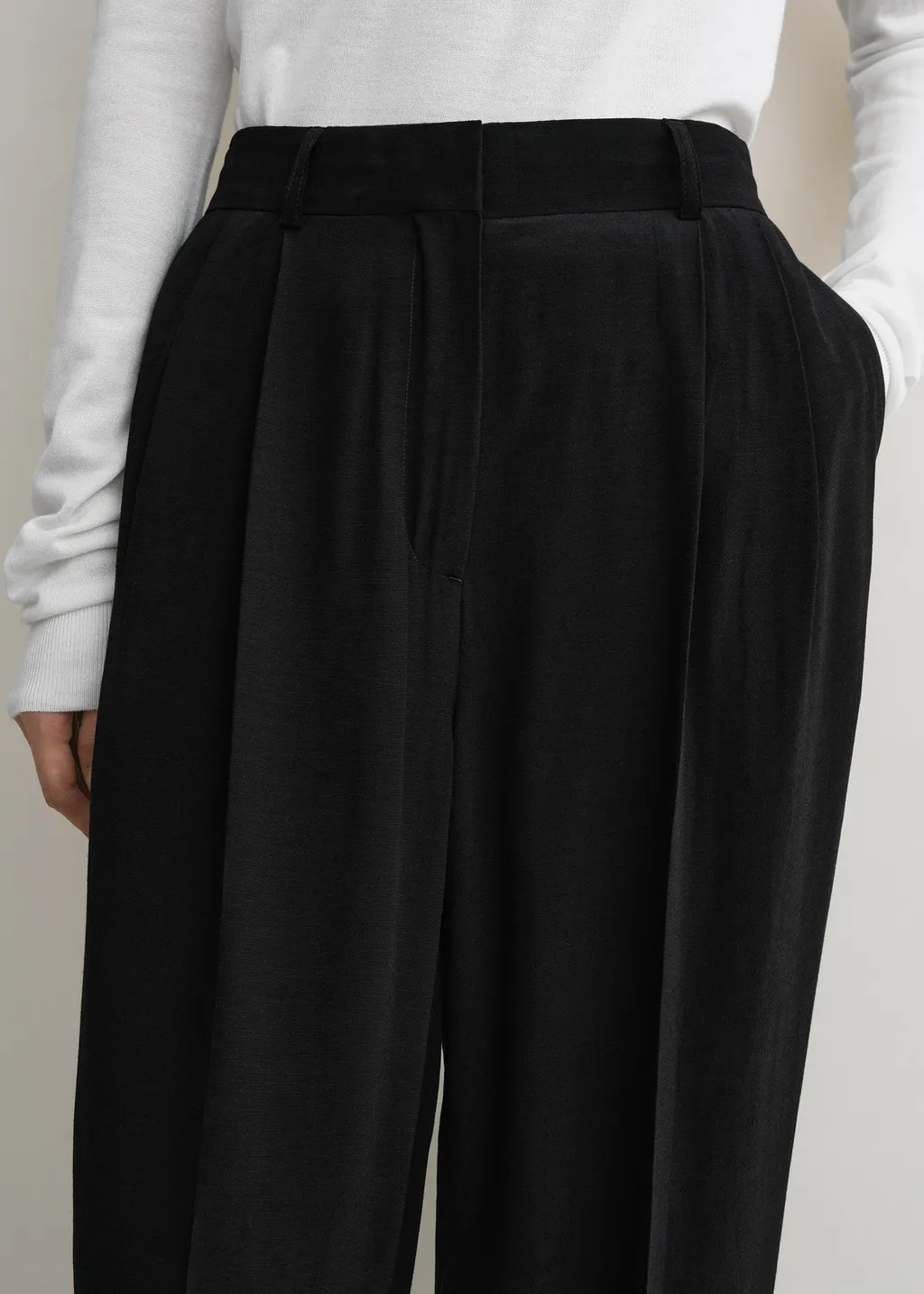 TotÊMe Double-Pleat Summer Trousers