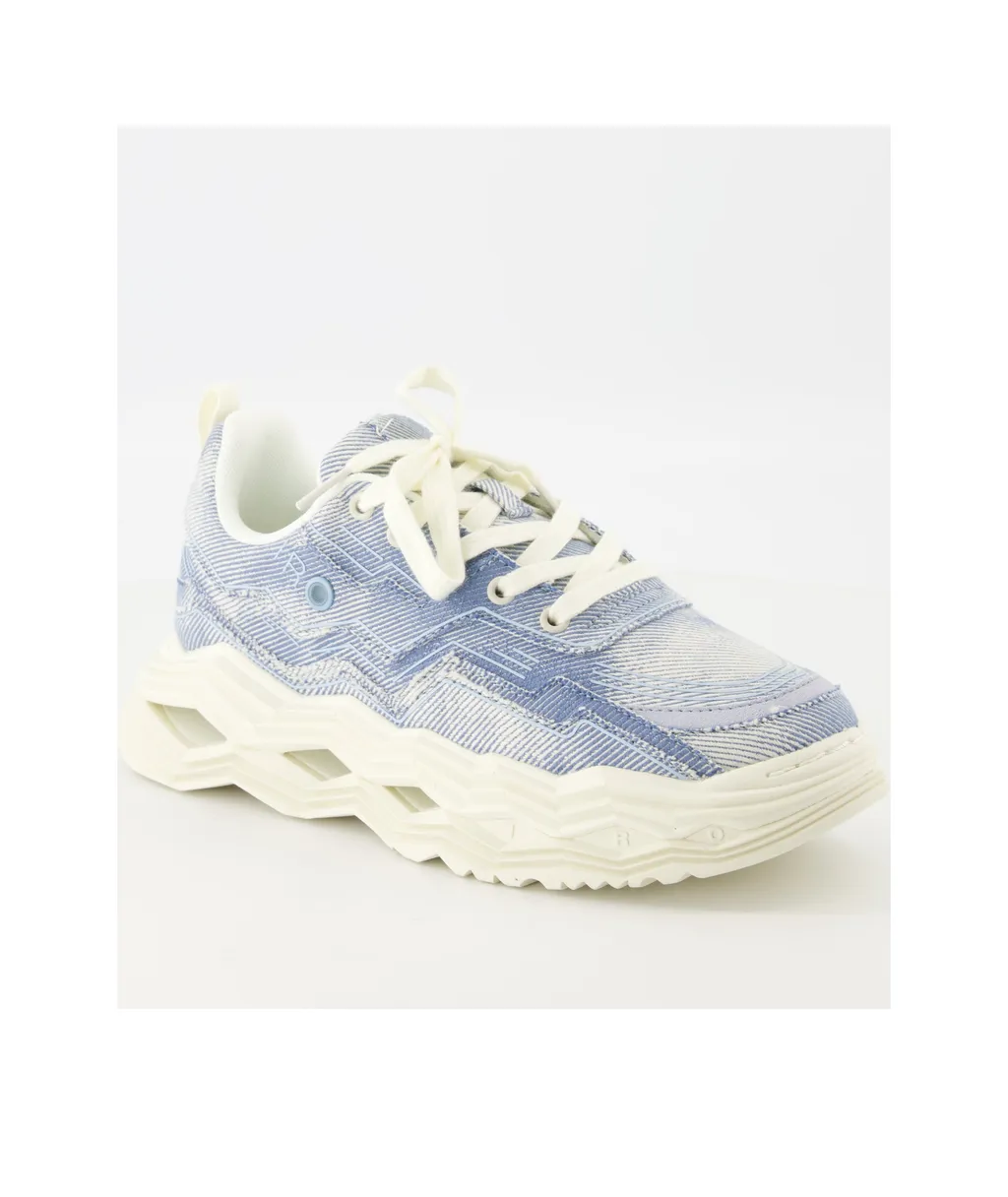 Wave Sneakers