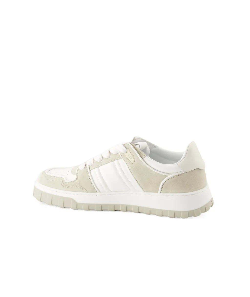 Ami Logo Embossed Low-Top Sneakers