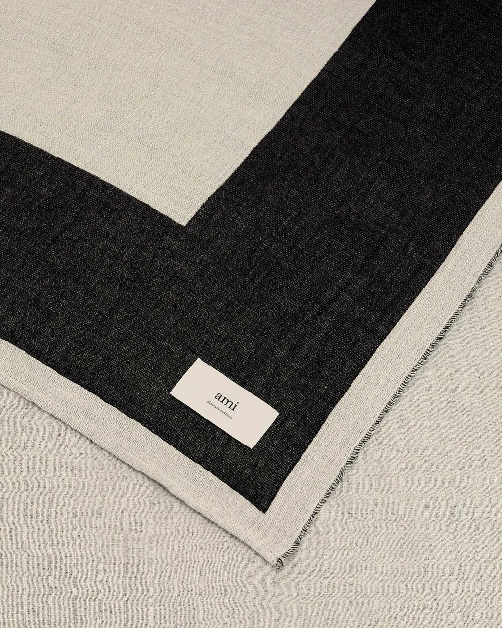 Ami Bicolor Beach Towel