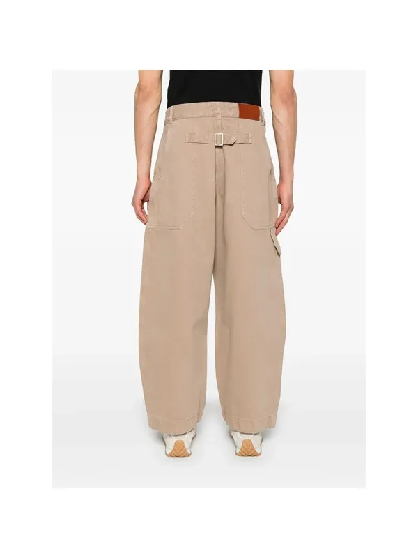 Belt-Loop Jeans