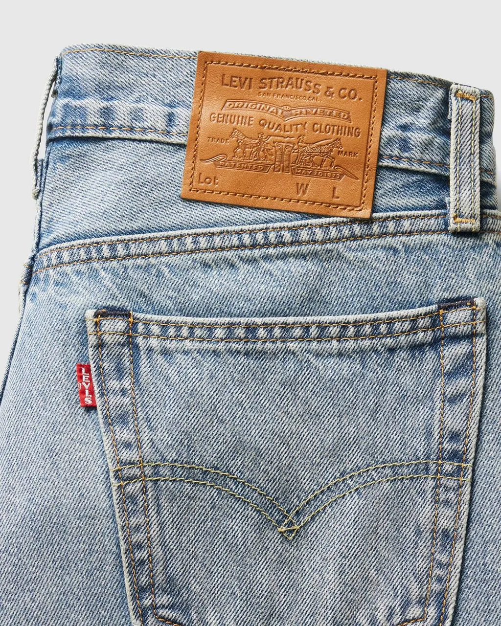 Levi's 567 Relaxed Flared Jeans