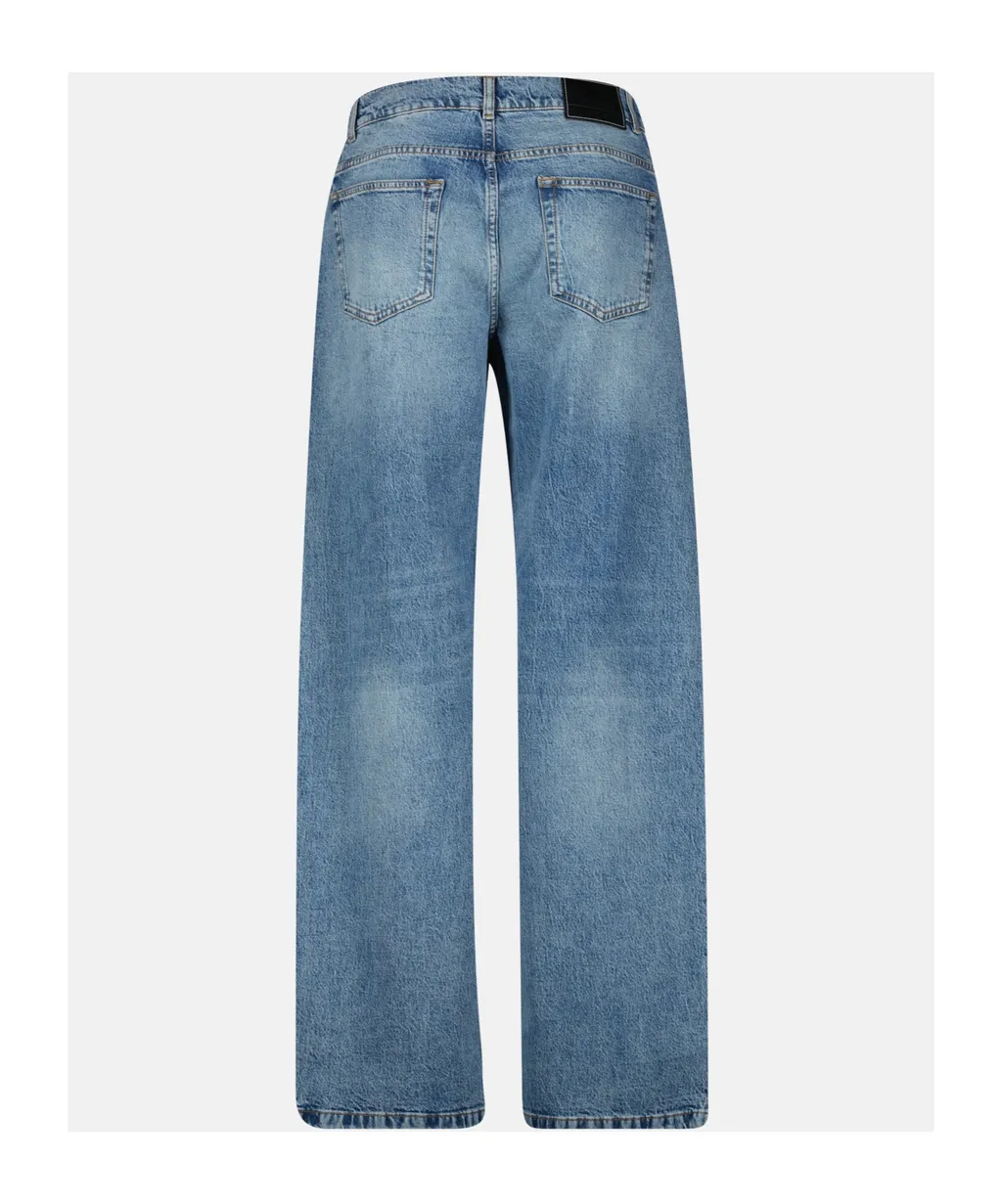 Belt-Loop Jeans
