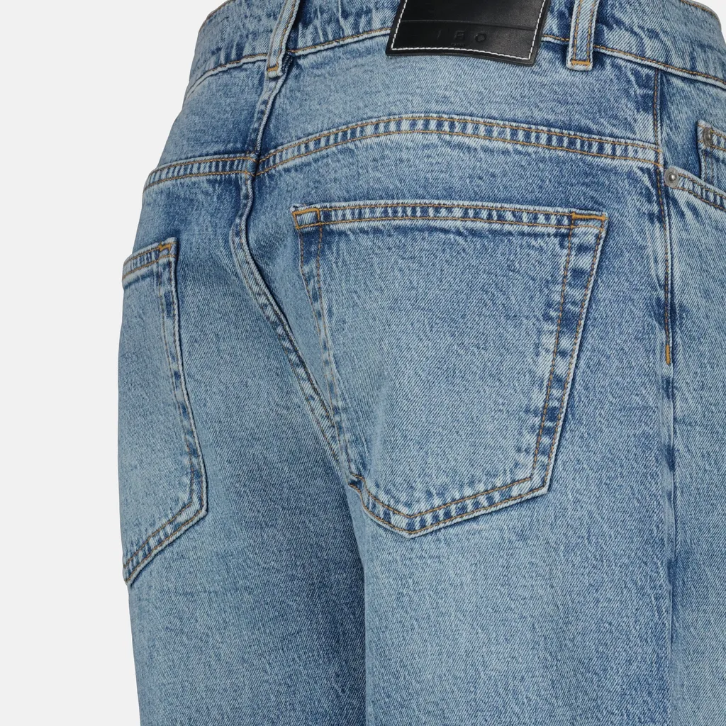 Belt-Loop Jeans