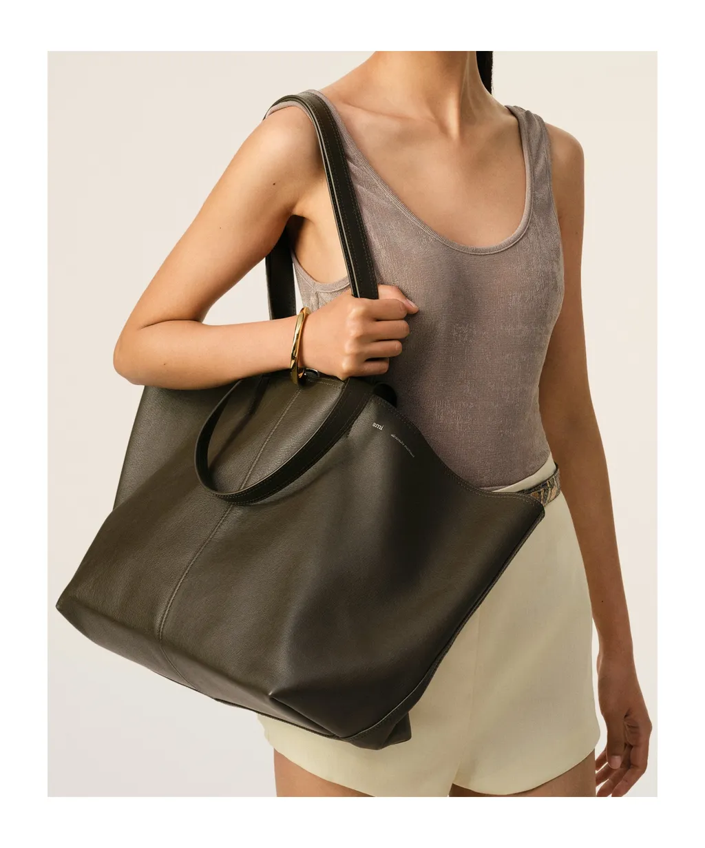 Ami Midi Tote Bag