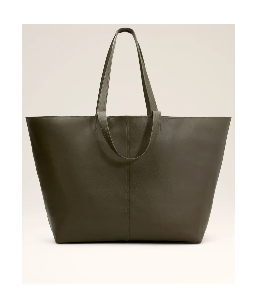 Ami Midi Maxi Tote Bag