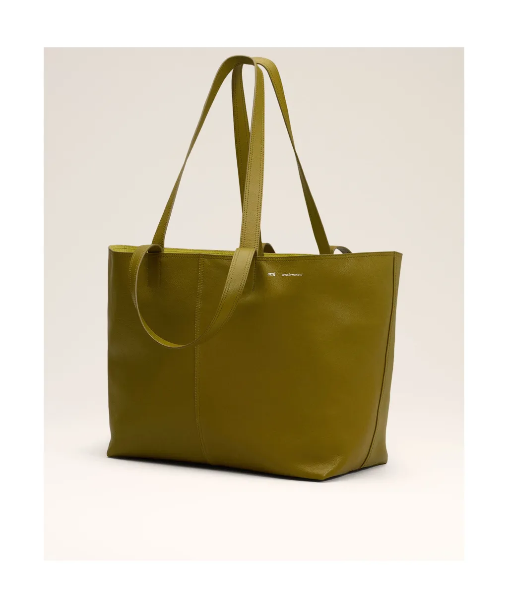 Medium One-Shoulder Handbag