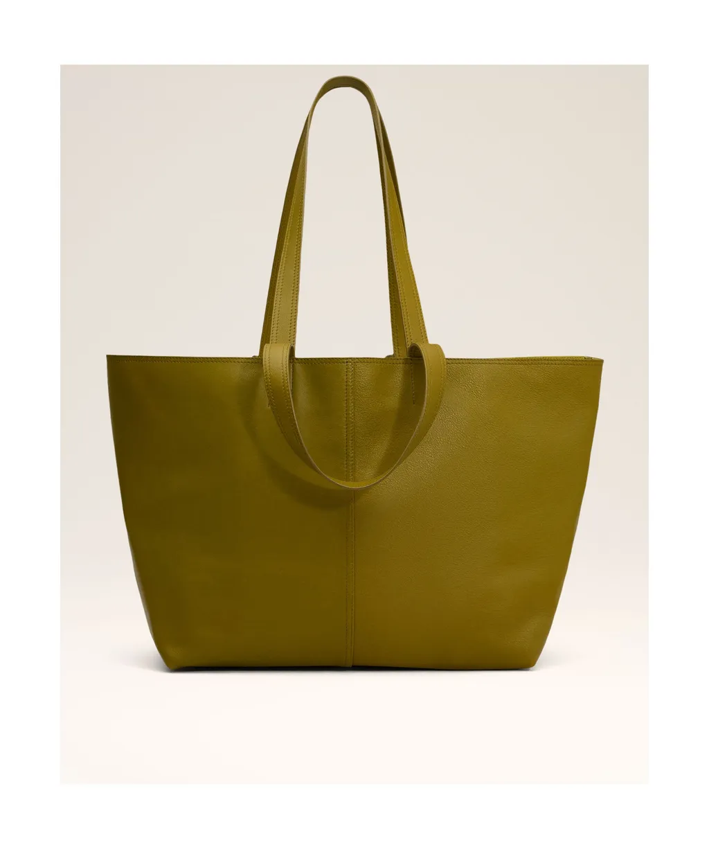 Medium One-Shoulder Handbag