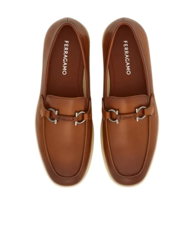 Gancini-Detail Loafers