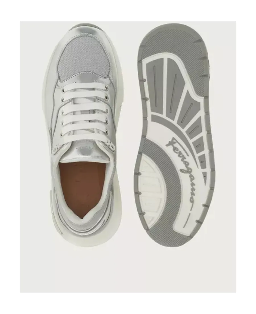 Logo Sneakers