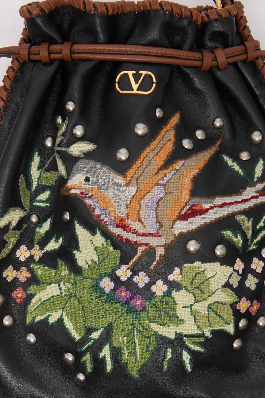Valentino Garavani NellcÔTe Alice Embroidered Bag With Fringes