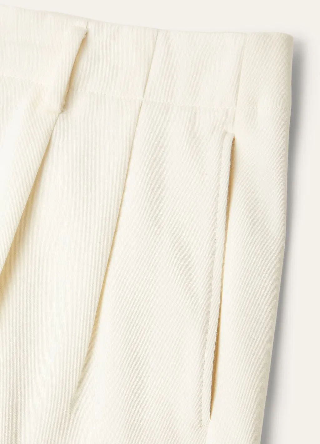 Joetsu Bermuda Shorts