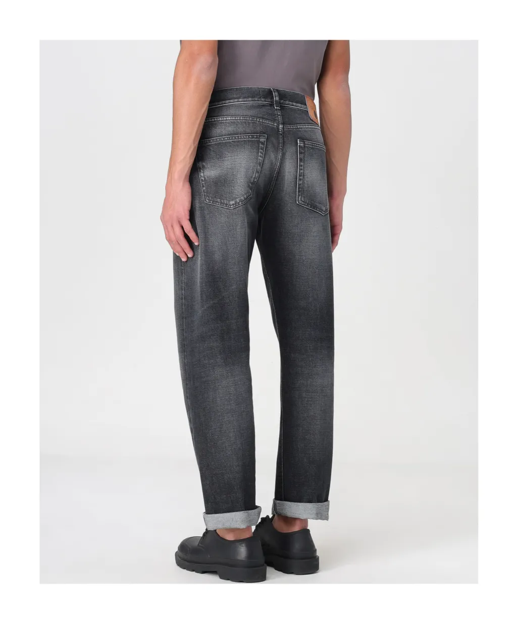 Distressed Jeans