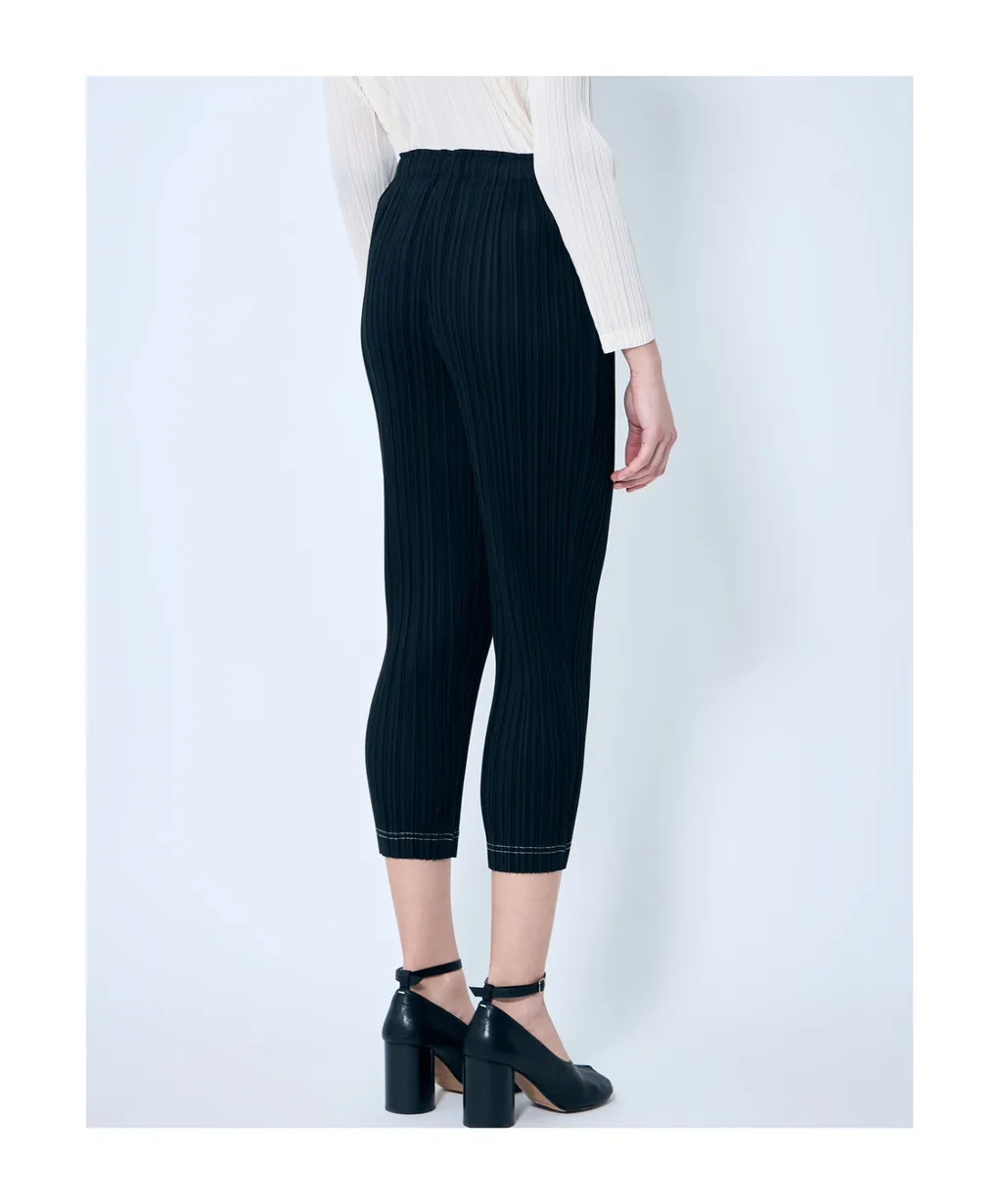 Pleated Cropped Trousers