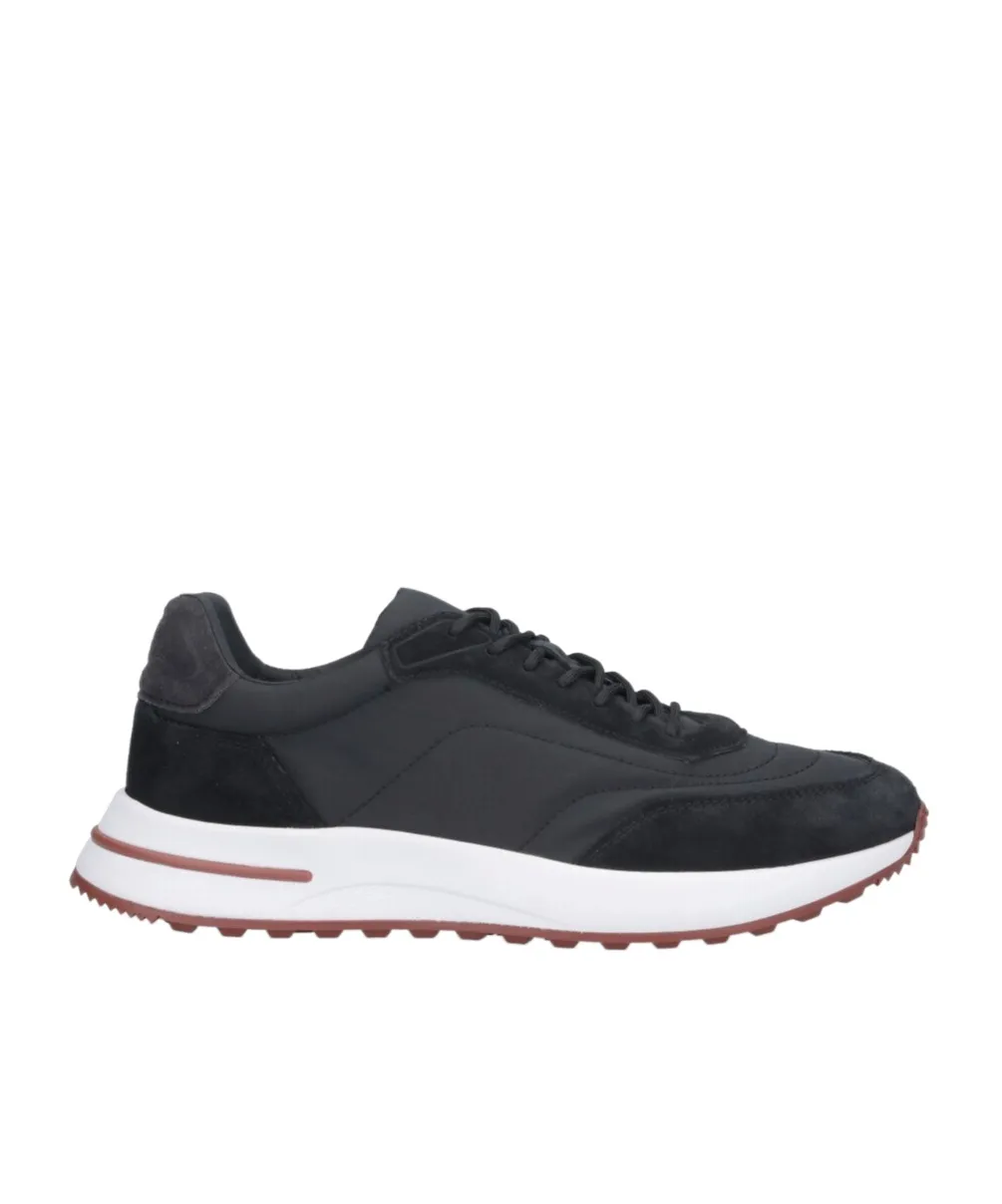 Round-Head Sneakers