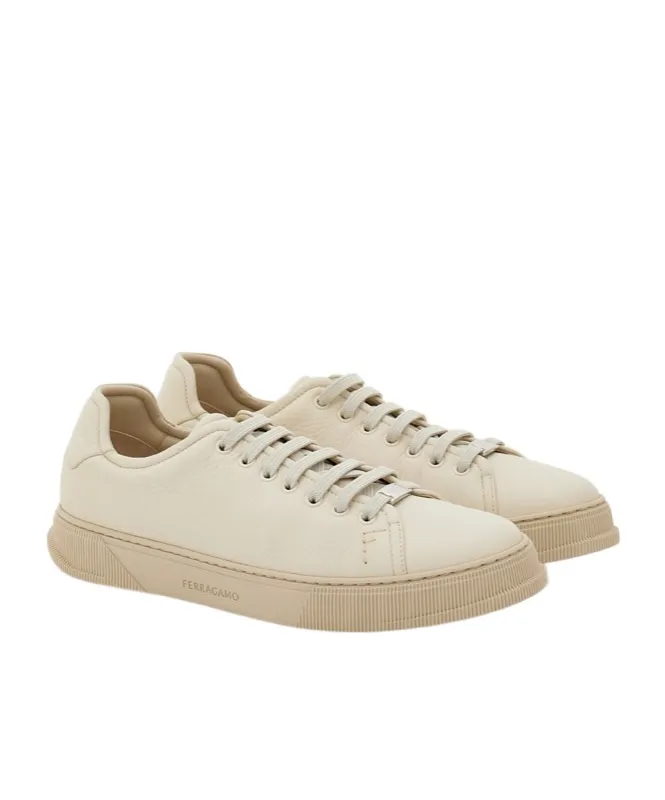Low-Top Trainers