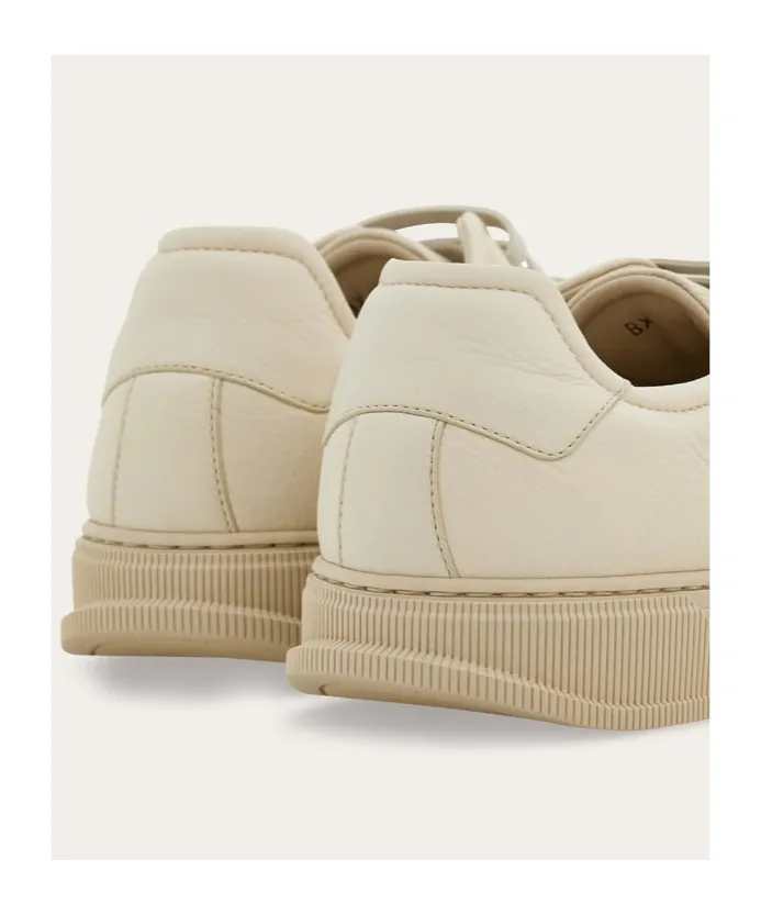 Low-Top Trainers