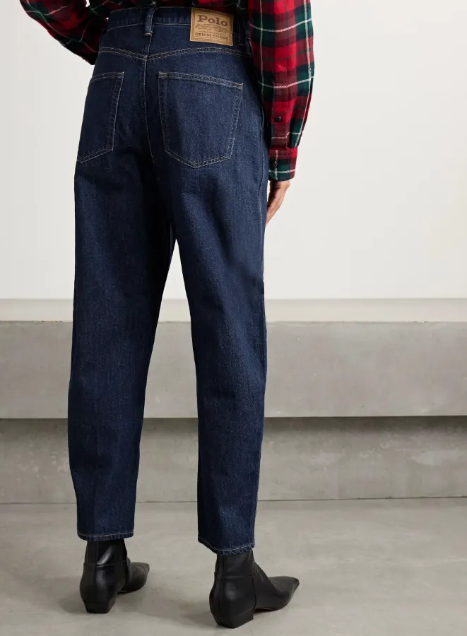 High-Waisted Jeans