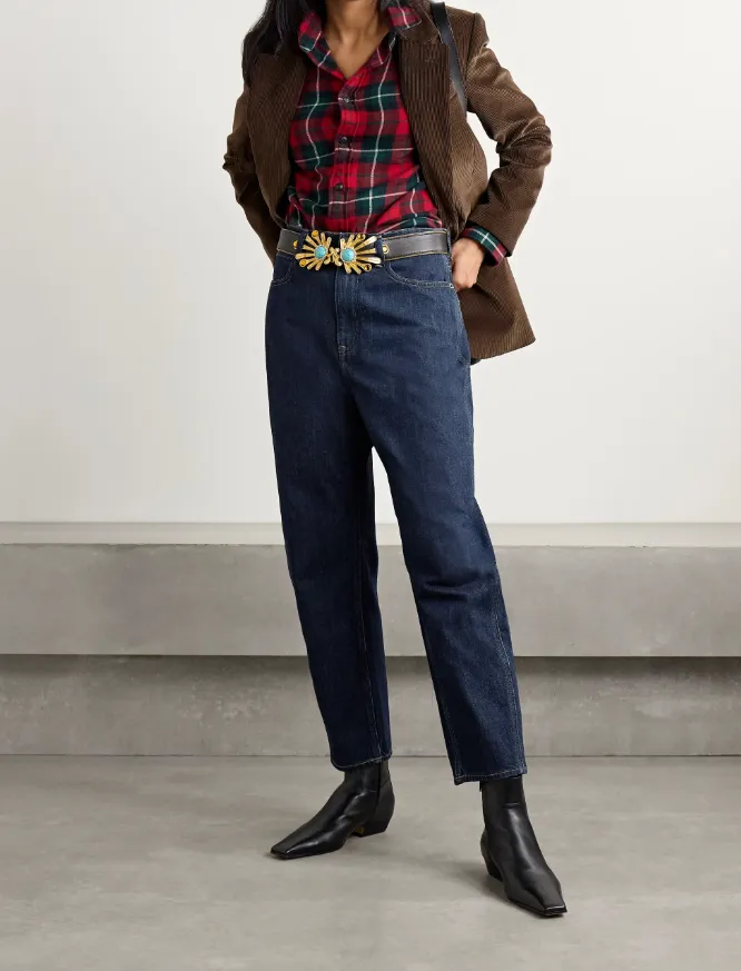 High-Waisted Jeans