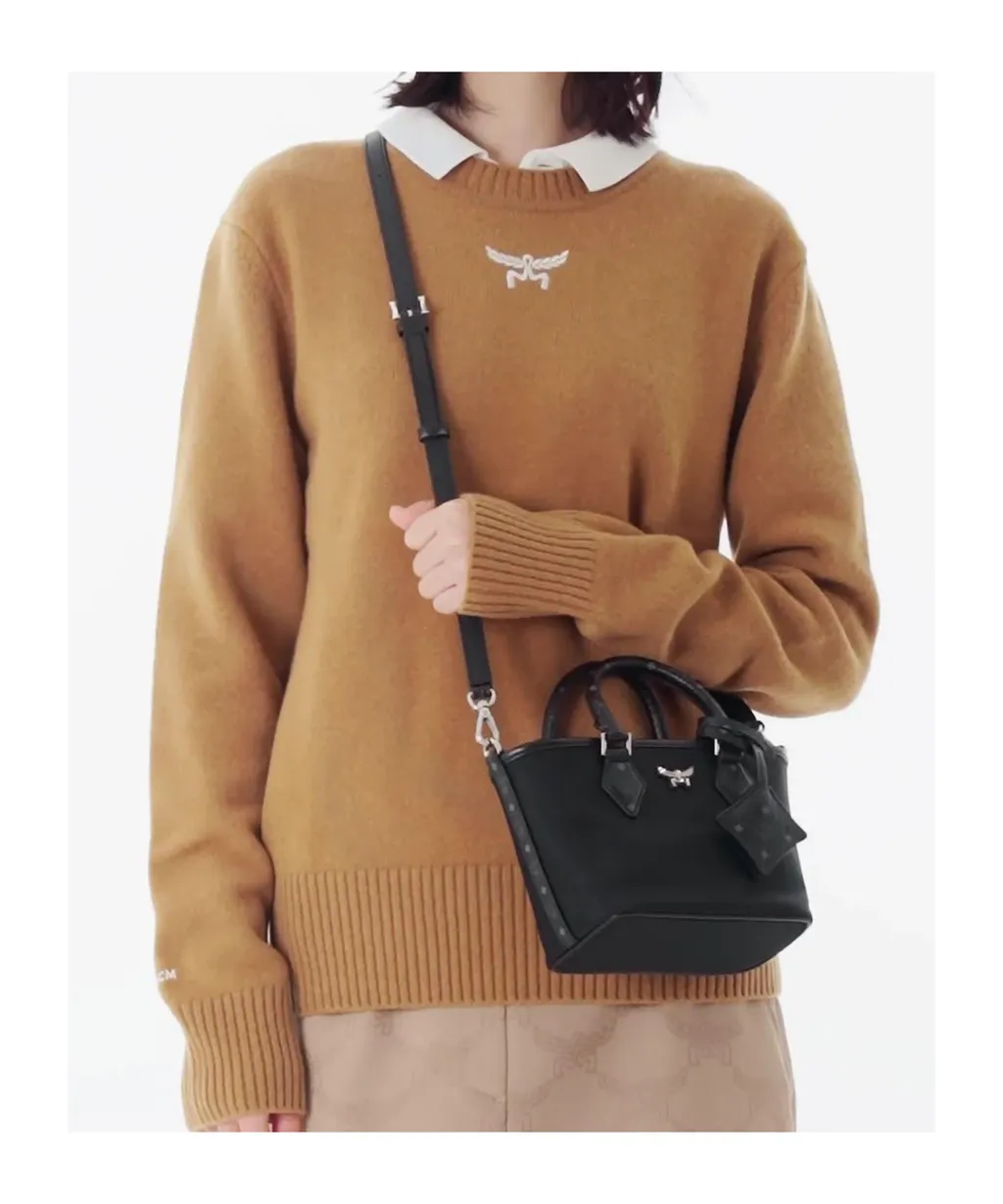 Aren Tote Bag