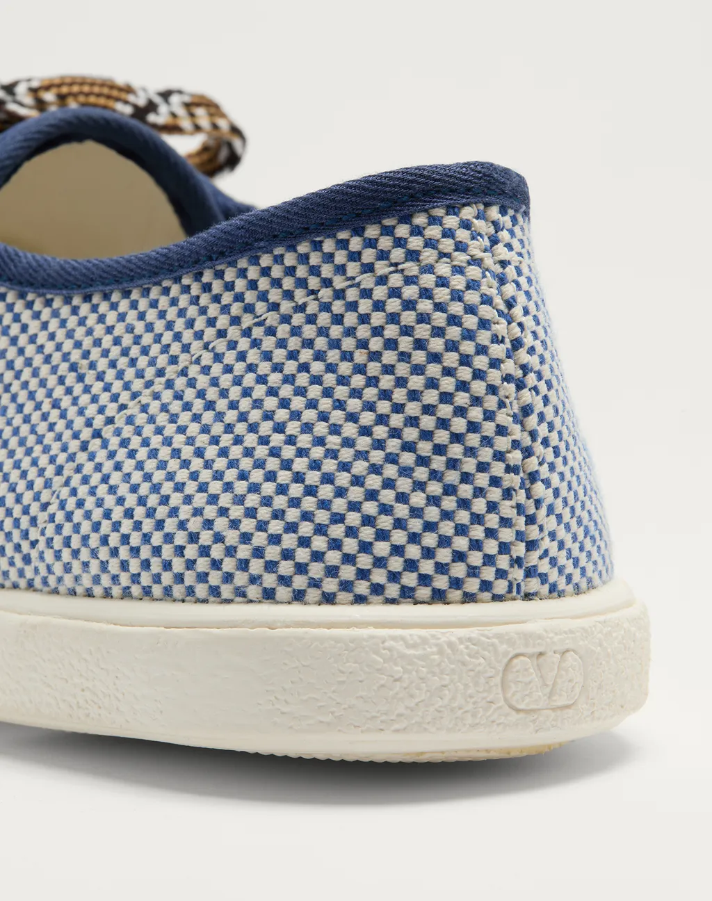 Bay By Bay Sneakers