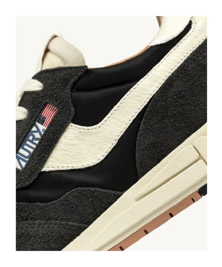 Autry Slip-On Sneakers