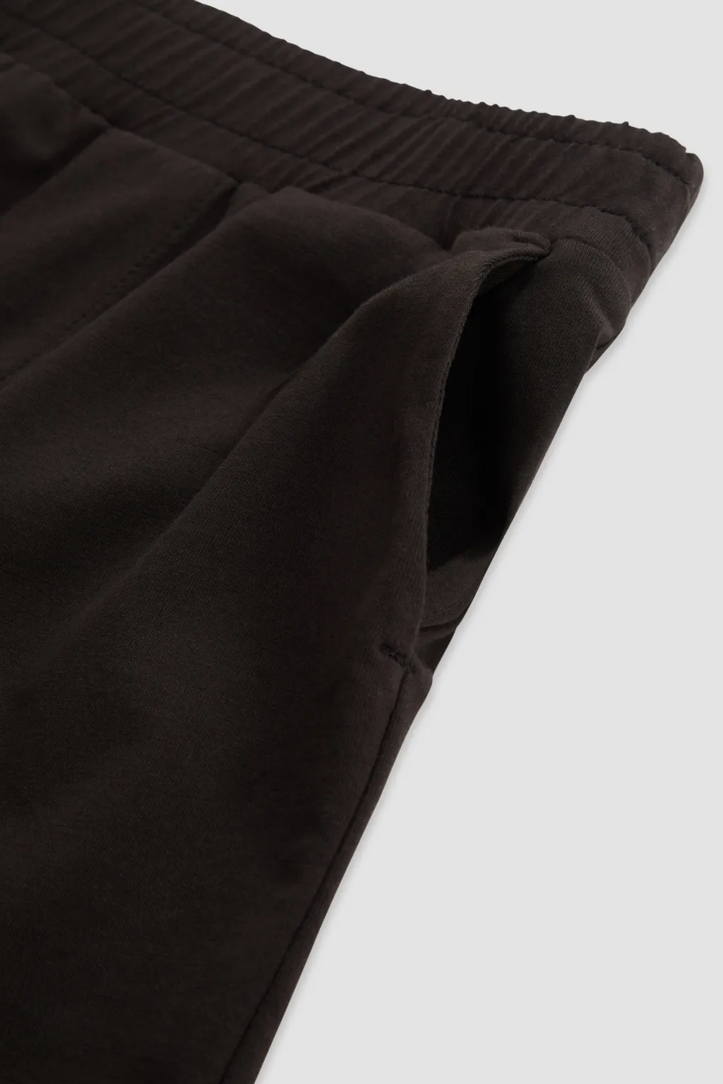 Moncler Enfant Logo Patch Bermuda Shorts