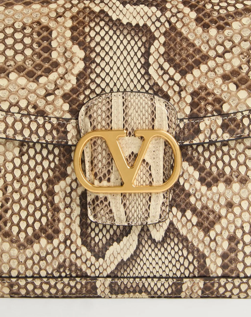 Valentino	9To5 Vlogo Signature Shoulder Bag