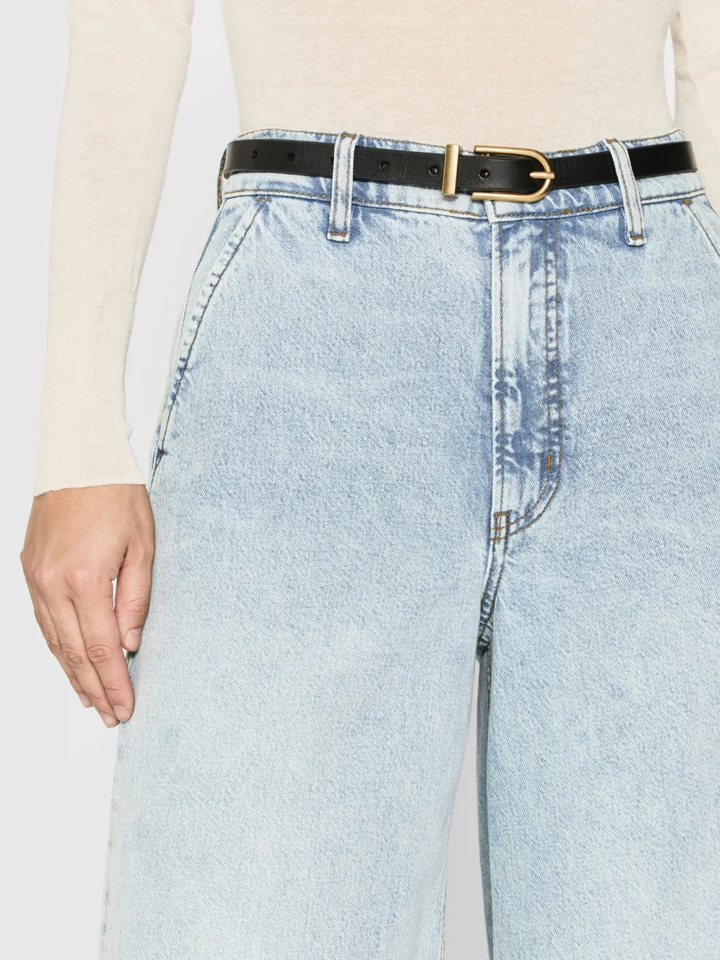 Wide-Leg Jeans