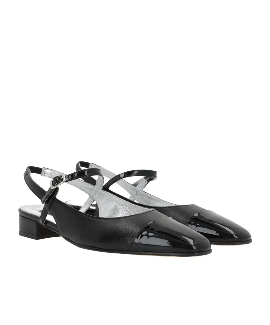 Carel Oceano Buckled Slingback Flat Shoes