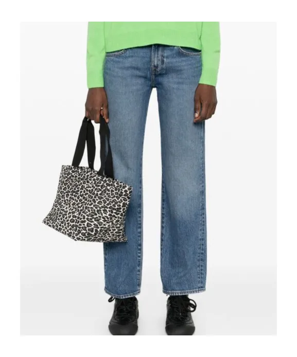 Belt-Loop Jeans
