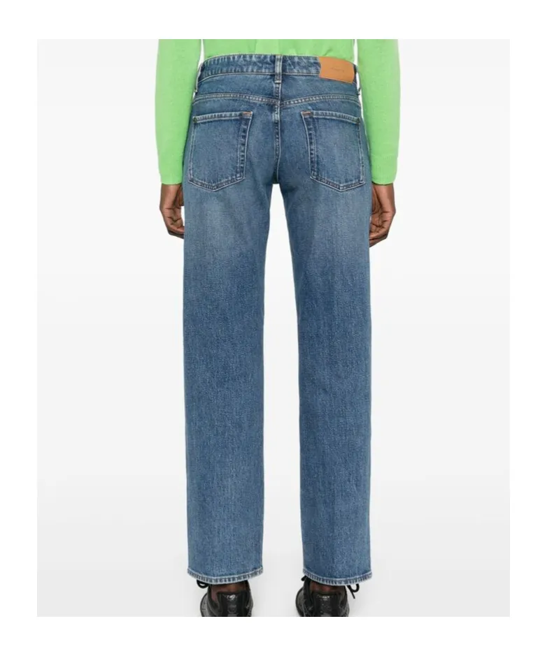 Belt-Loop Jeans