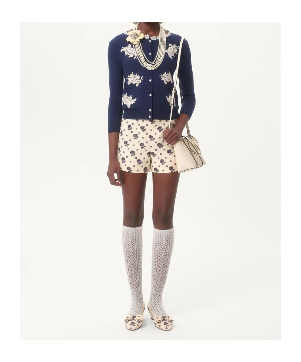 Valentino Garavani Rockstud Small Shopping Bag In Grainy Calfskin