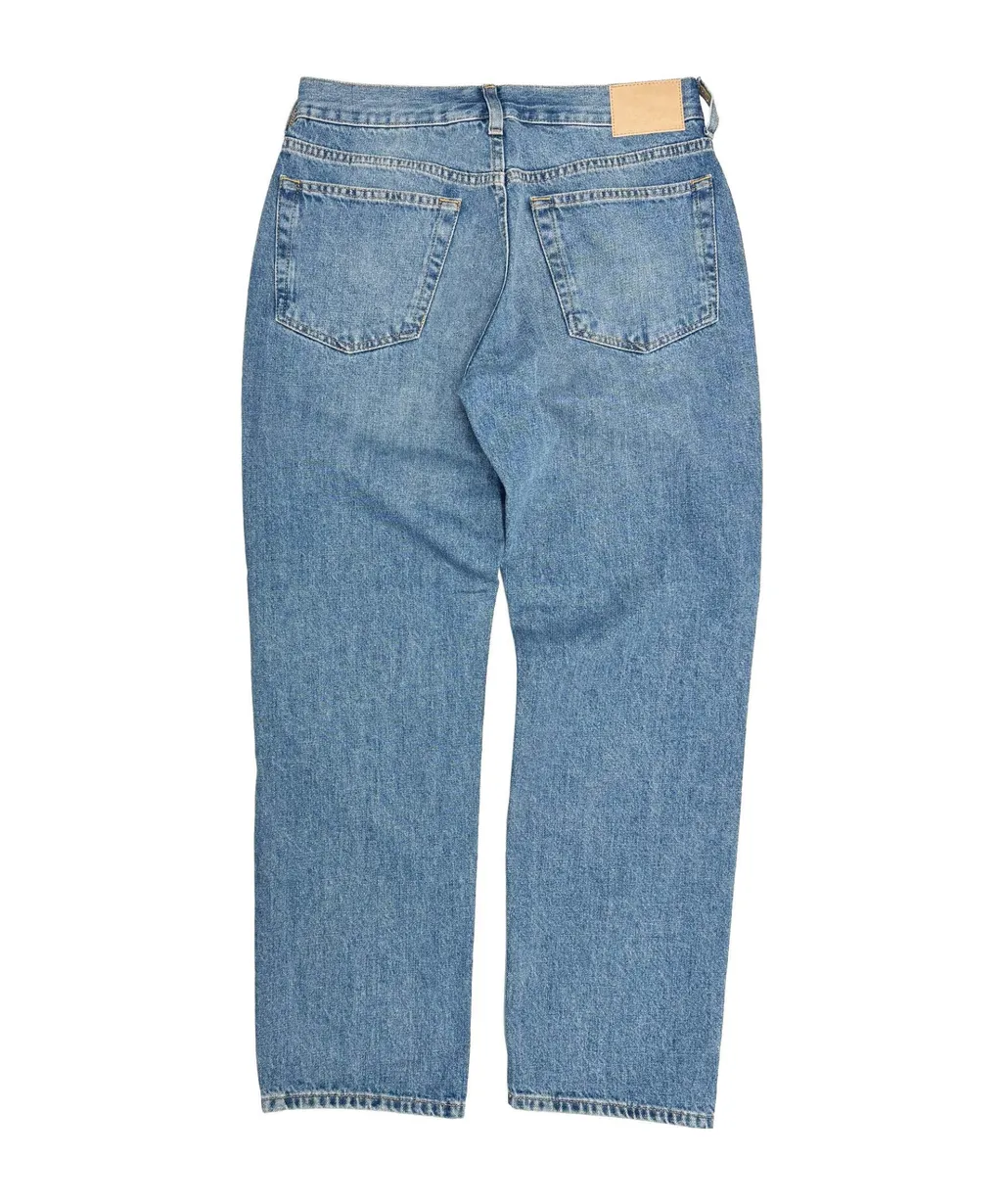 Straight Jeans
