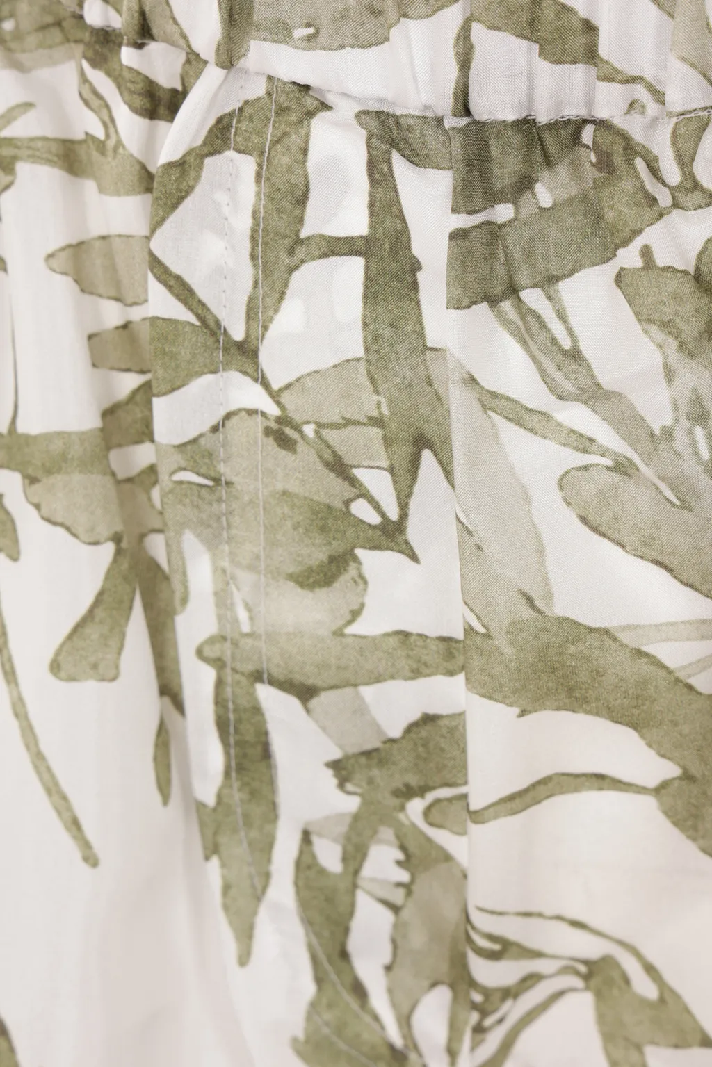 Brunello Cucinelli Herbarium Printed Shorts