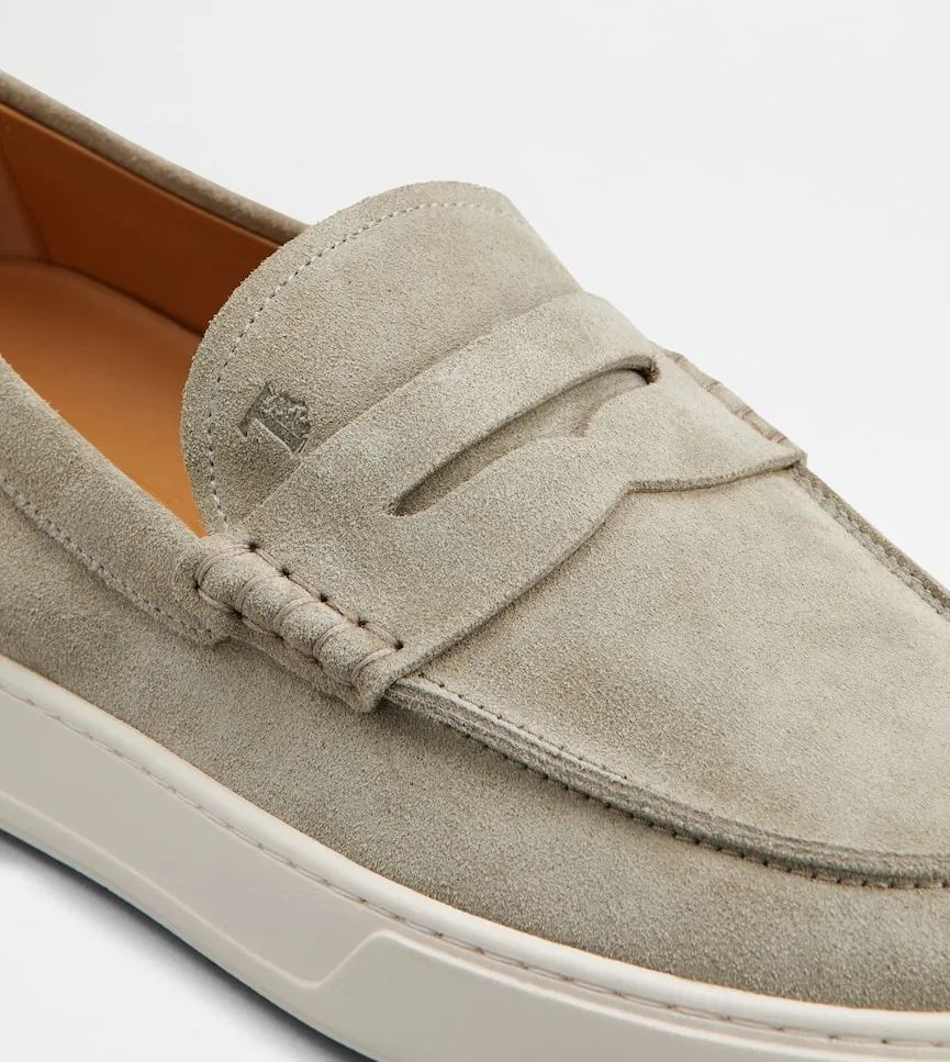 Tod's Torba Slip-On Loafers